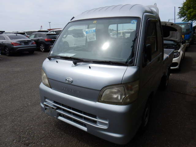 Hijet Jumbo Cab interior